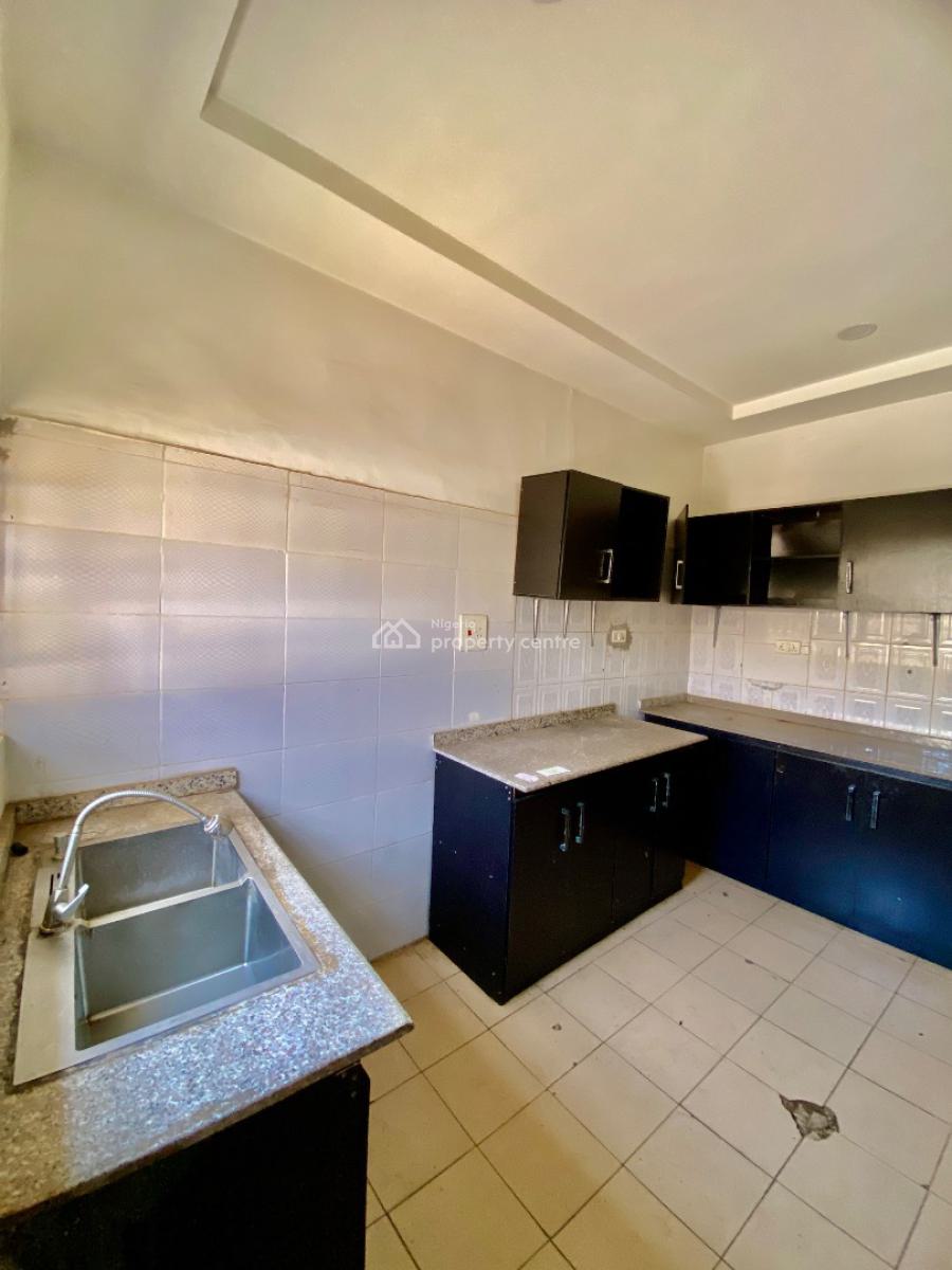 Very Massive and Spacious Three (3) Bedroom Bungalow Apartment, Efab Estate, Lokogoma District, Abuja, Detached Bungalow for Rent