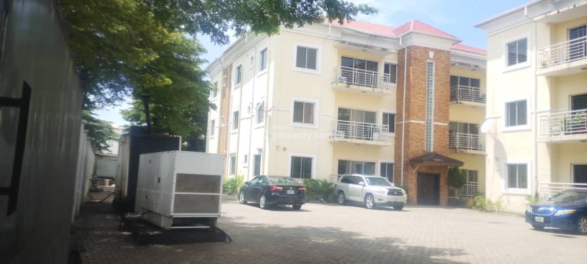Luxury 3 Bedroom Apartment, Off Admiralty Way, Lekki Phase 1, Lekki, Lagos, Flat / Apartment for Rent