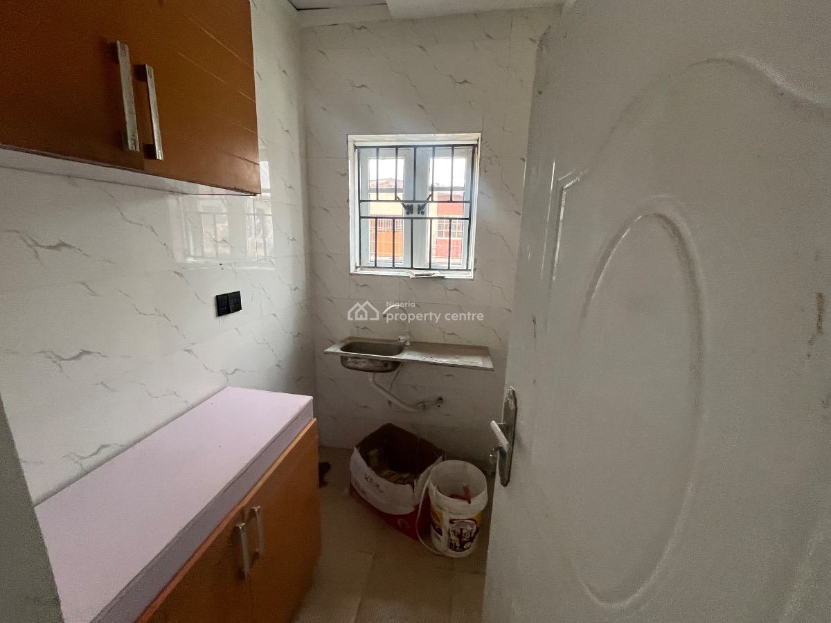 a New Mini Flat Available, Olowora, Magodo, Lagos, Mini Flat (room and Parlour) for Rent