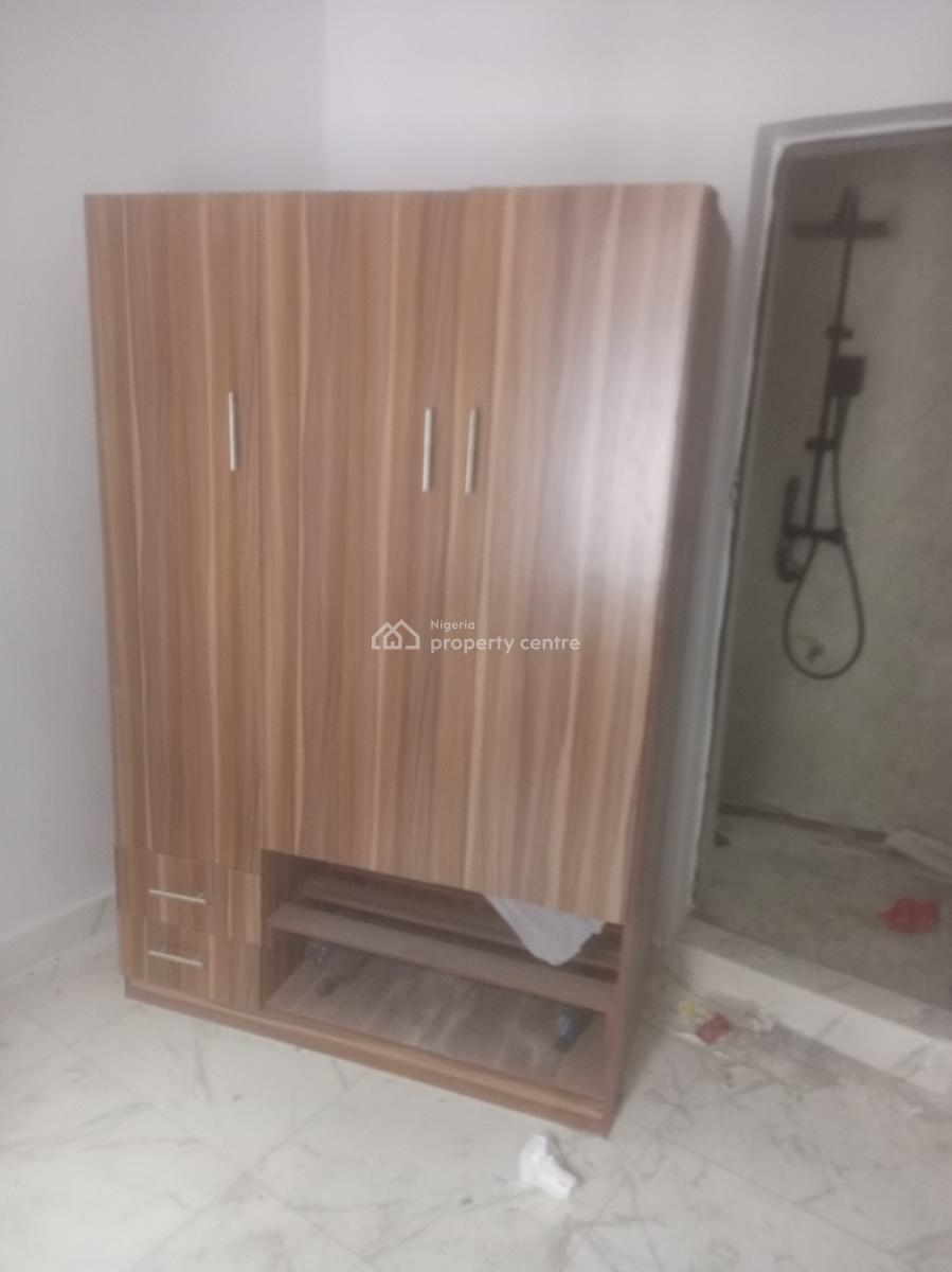 Luxury Newly Built 2 Bedroom, Hotel Bus Stop Bucknor Estate Jakande Axis., Isolo, Lagos, Flat / Apartment for Rent