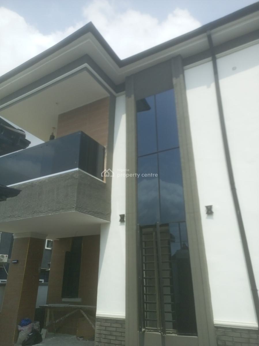 Luxury Newly Built 2 Bedroom, Hotel Bus Stop Bucknor Estate Jakande Axis., Isolo, Lagos, Flat / Apartment for Rent