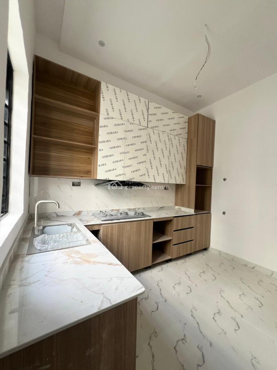 Lovely 4bedroom Terrace Duplex in a Secure Estate, Orchid, Lekki, Lagos, Terraced Duplex for Sale