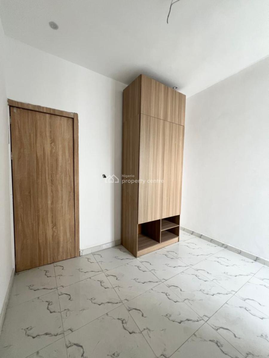 Lovely 4bedroom Terrace Duplex in a Secure Estate, Orchid, Lekki, Lagos, Terraced Duplex for Sale