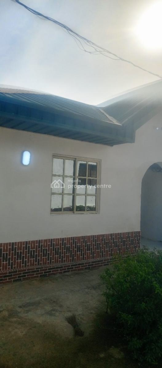 Standard 2-bedroom Apartment Close to The Road with a Visitor Toilet, Majek, Sangotedo, Ajah, Lagos, Flat / Apartment for Rent