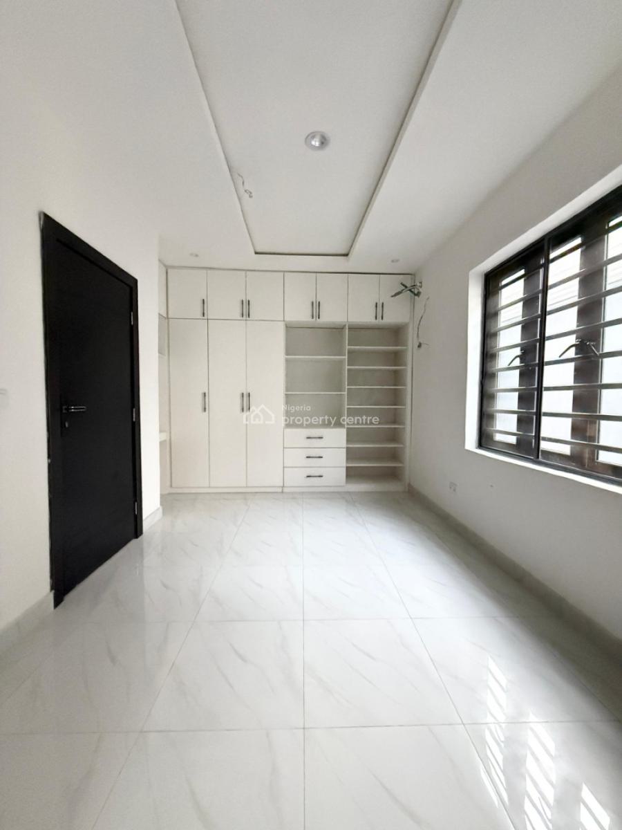 Luxurious 4bedroom Terrace Duplex with Bq and Pool in a Secure Estate, Lekki Phase 1, Lekki, Lagos, Terraced Duplex for Sale