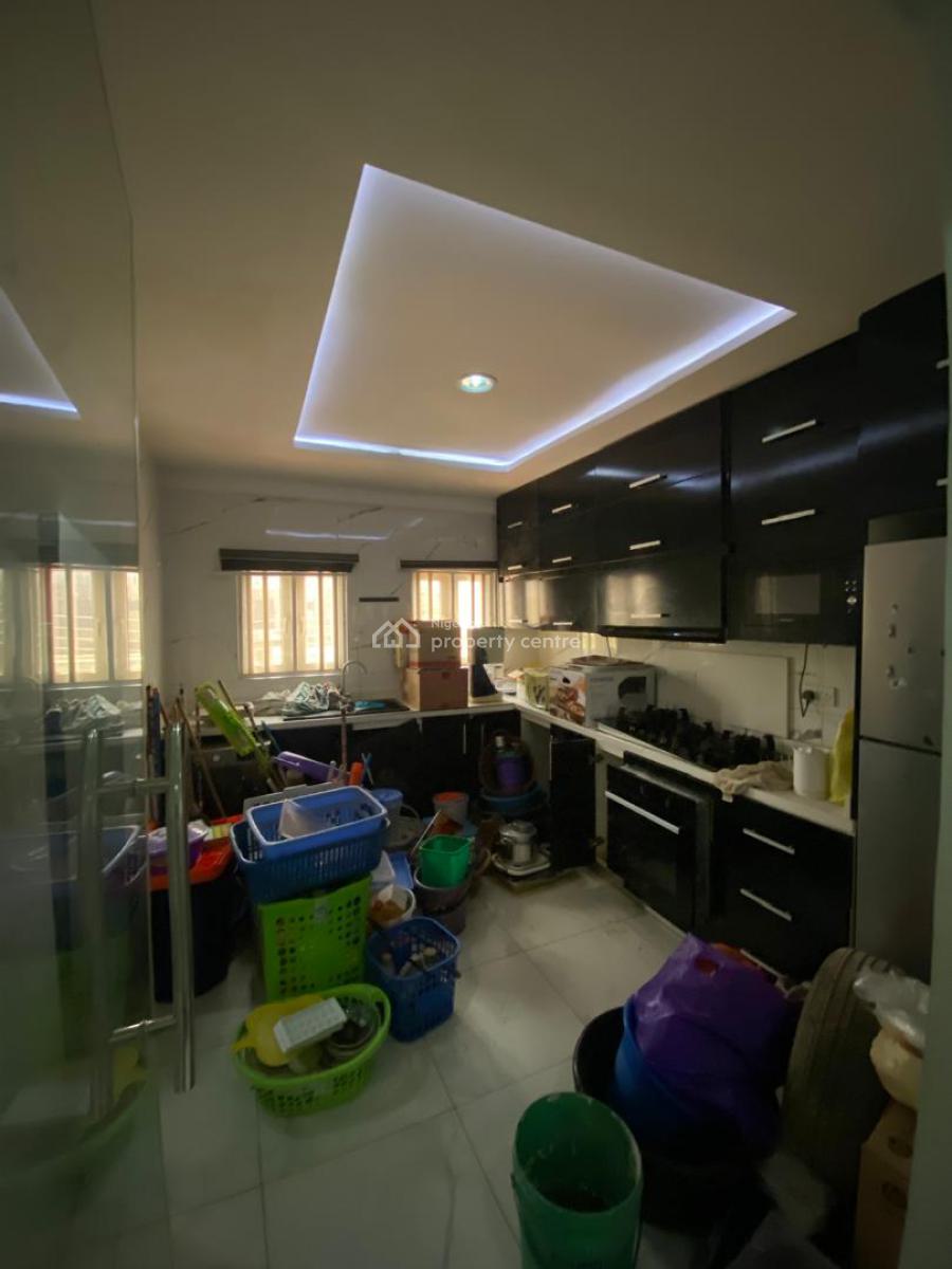 Newly Revamped 3 Bedroom Maisonnette Plus Bq with Separate Gate, Lekki Phase 1, Lekki, Lagos, Flat / Apartment for Sale