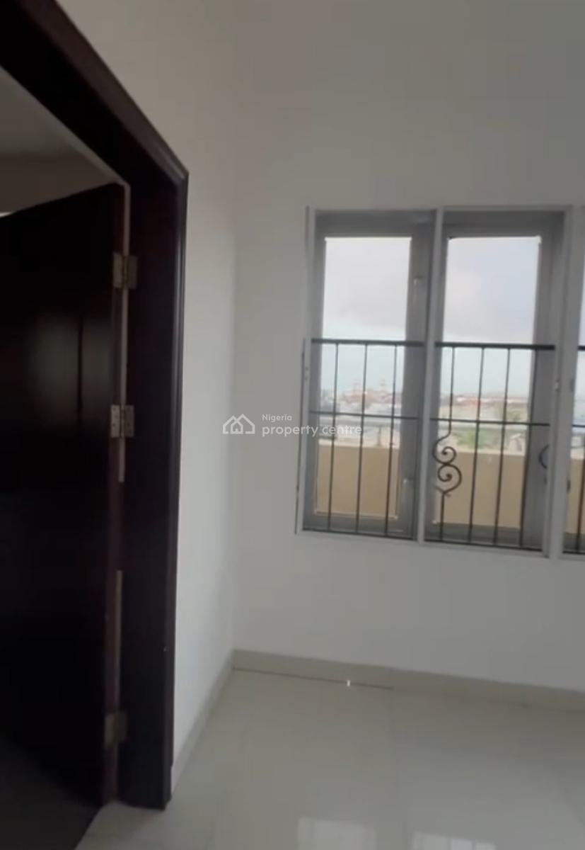 a Lovely Newly Built 3bedrooms Flat Apartment with a Maids Room, Lekki Phase 1, Lekki Phase 1, Lekki, Lagos, House for Rent