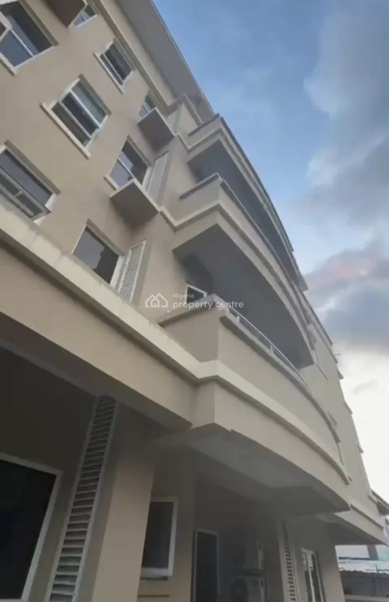 a Lovely Newly Built 3bedrooms Flat Apartment with a Maids Room, Lekki Phase 1, Lekki Phase 1, Lekki, Lagos, House for Rent
