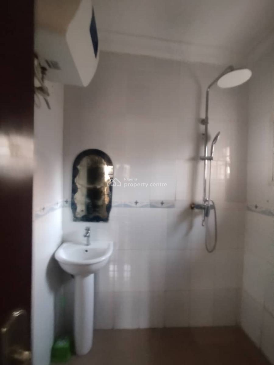 3 Bed Room Duplex, Gra Phase 1, Magodo, Lagos, Flat / Apartment for Rent