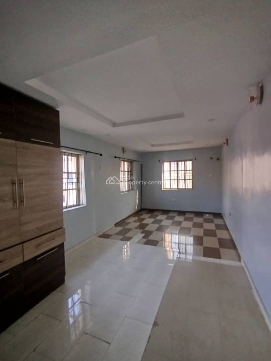 3 Bed Room Duplex, Gra Phase 1, Magodo, Lagos, Flat / Apartment for Rent