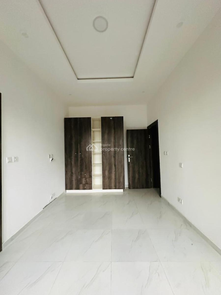 Exquisitely Built 3 Bedroom Apartment Suitable for Investment, Opebi, Ikeja, Lagos, Flat / Apartment for Sale