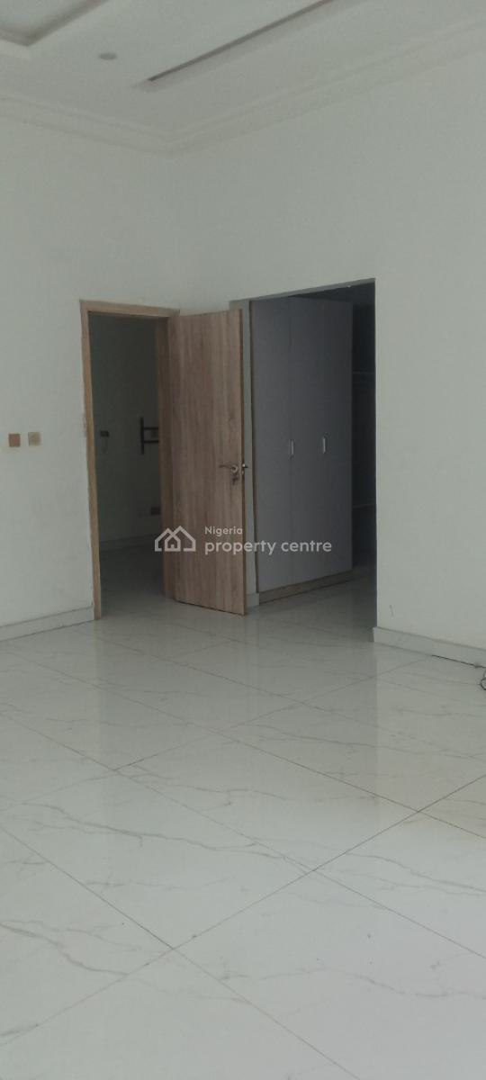 a Luxurious 4 Bedroom Duplex, Chevron Alternative Route, Angle View Estate, Chevron, Lekki, Lagos, Semi-detached Duplex for Rent