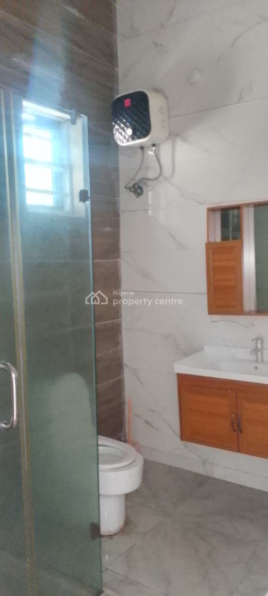 a Luxurious 4 Bedroom Duplex, Chevron Alternative Route, Angle View Estate, Chevron, Lekki, Lagos, Semi-detached Duplex for Rent