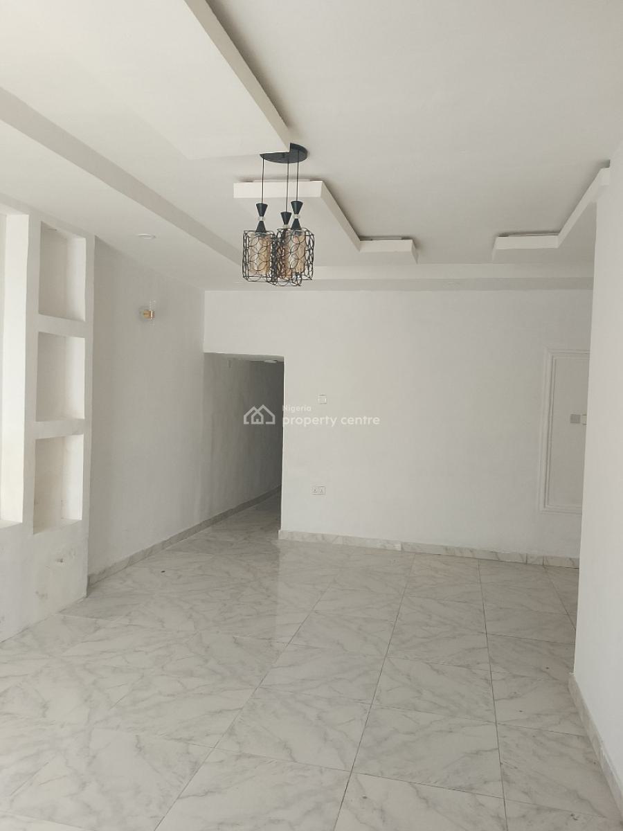 2 Bedroom Apartment, Ologolo Lekki, Lekki, Lagos, Flat / Apartment for Rent