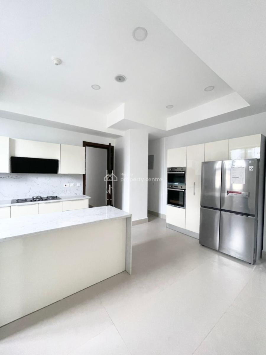 Luxurious 3 Bedroom Apartment with Pool, Gym in a Secure Estate, Lekki Phase 1, Lekki, Lagos, Flat / Apartment for Sale