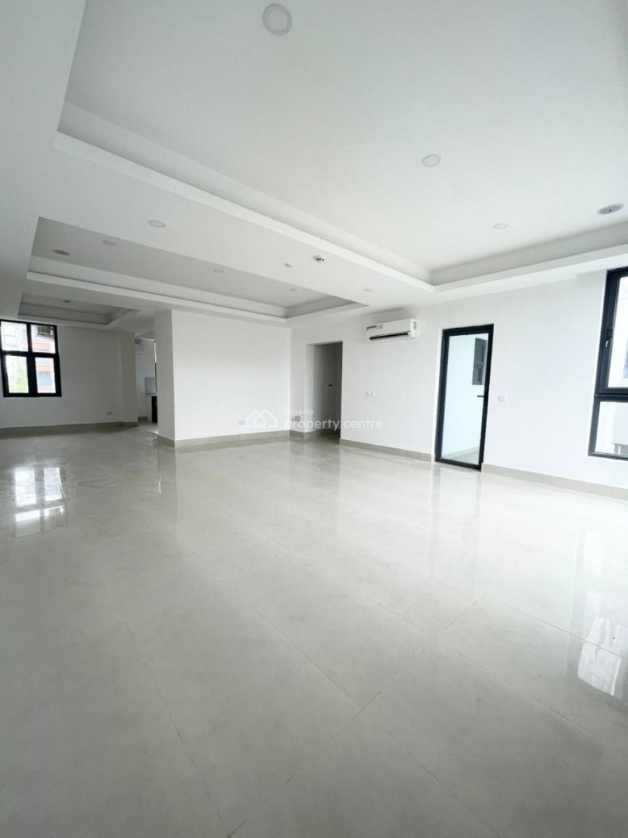 Luxurious 3 Bedroom Apartment with Pool, Gym in a Secure Estate, Lekki Phase 1, Lekki, Lagos, Flat / Apartment for Sale