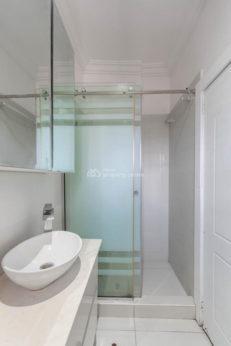 Neatly Pleasing 3 Bedroom Apartment, Ikate Elegushi, Lekki, Lagos, Flat / Apartment Short Let