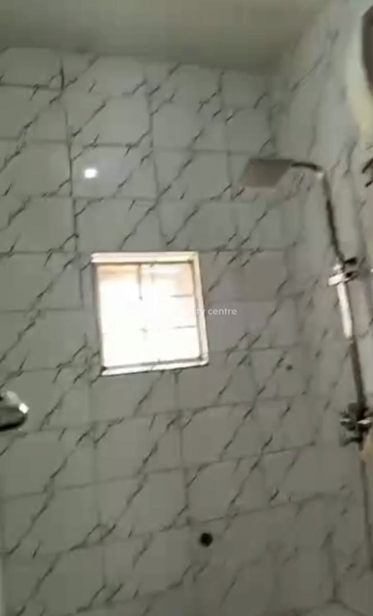 Spacious and Clean 2 Bedroom Apartment in a Block of Flats, Wuye, Abuja, Flat / Apartment for Rent