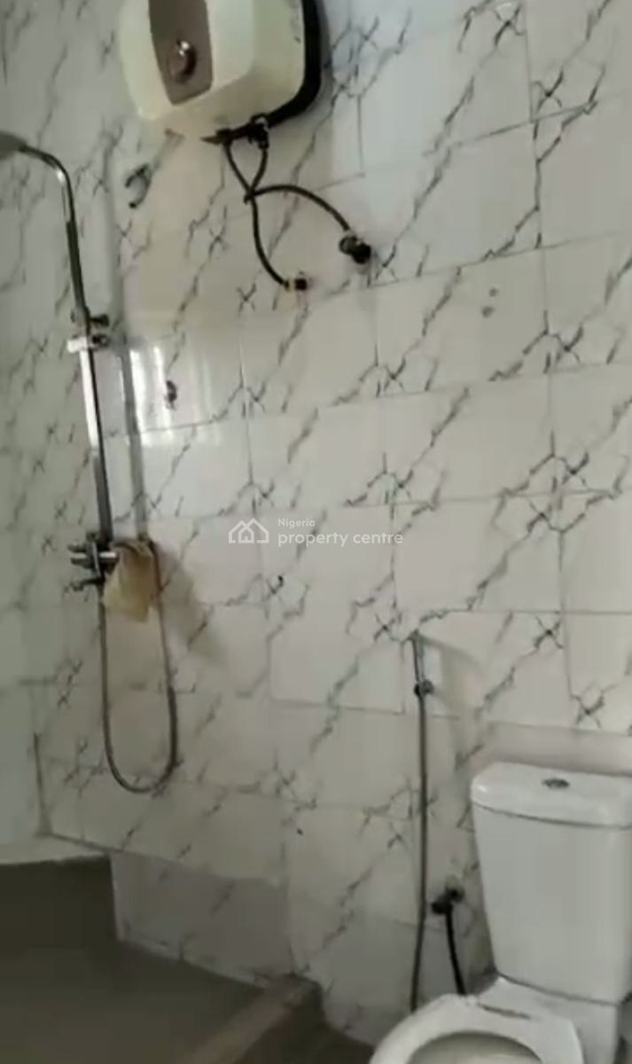 Spacious and Clean 2 Bedroom Apartment in a Block of Flats, Wuye, Abuja, Flat / Apartment for Rent