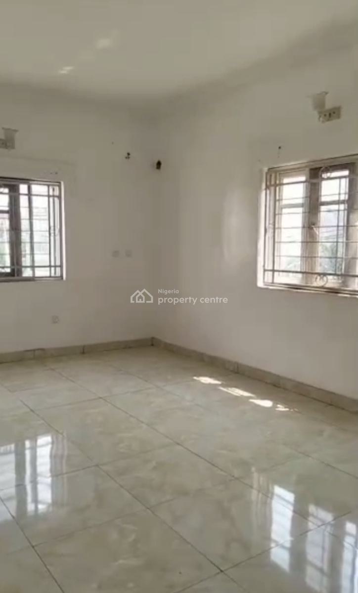 Spacious and Clean 2 Bedroom Apartment in a Block of Flats, Wuye, Abuja, Flat / Apartment for Rent