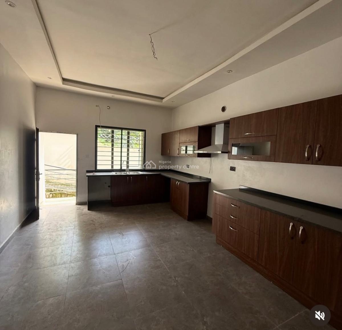 5 Bedroom Semi Detached Duplex with Bq, Asokoro District, Abuja, Semi-detached Duplex for Sale