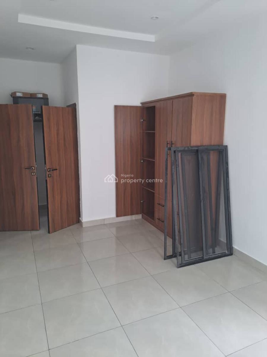 Newly Spacious 4 Bedroom Duple, Gra Phase 1, Magodo, Lagos, Flat / Apartment for Rent