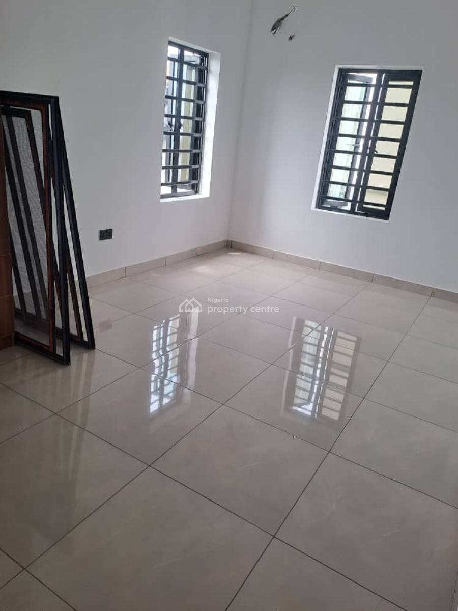 Newly Spacious 4 Bedroom Duple, Gra Phase 1, Magodo, Lagos, Flat / Apartment for Rent
