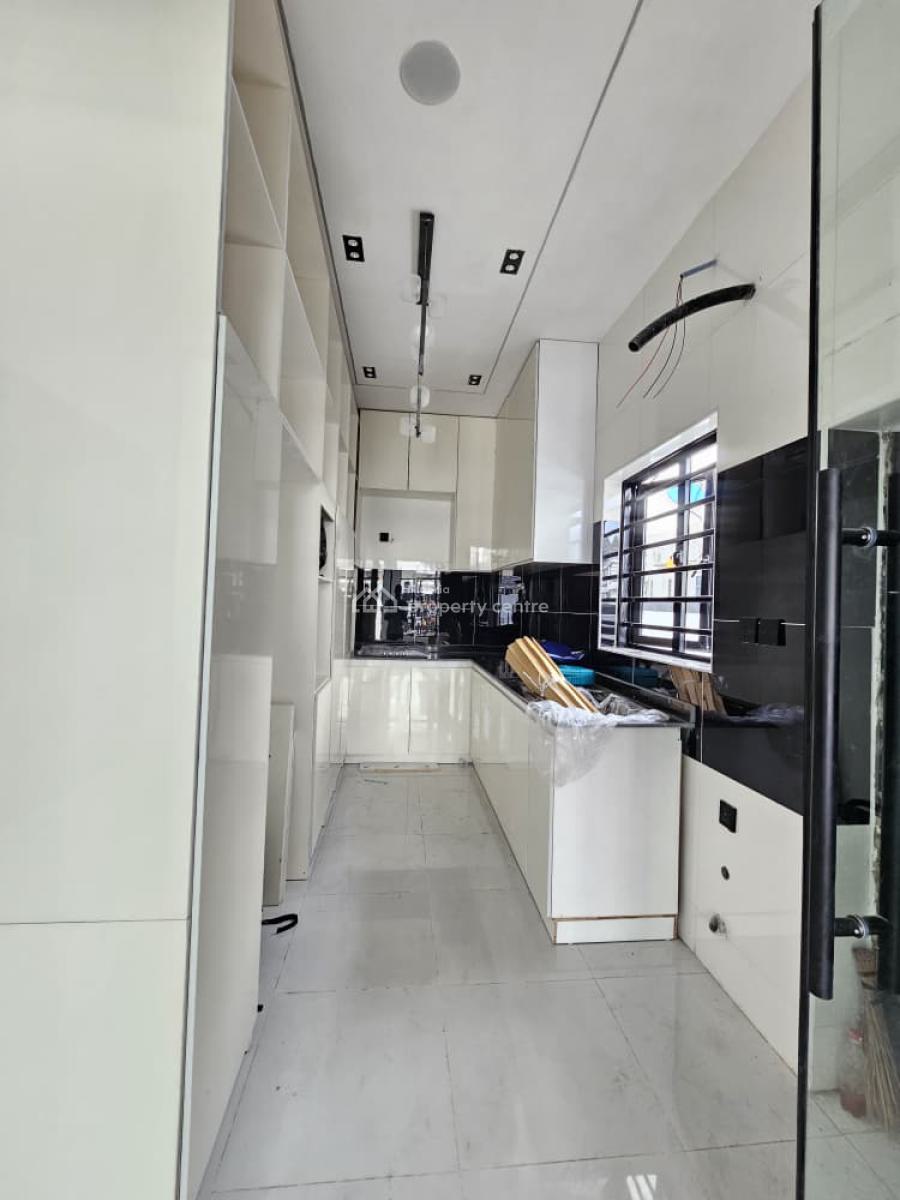 Luxurious 4 Bedroom Terraced Duplex in a Secure Estate, Orchid, Lekki, Lagos, Terraced Duplex for Sale