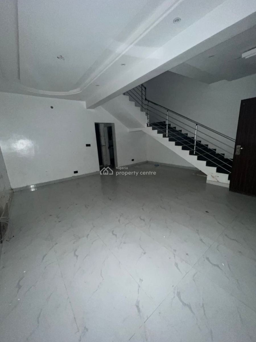 3bedroom Maisonette, Off Nike Art Gallery, Lekki, Lagos, House for Rent