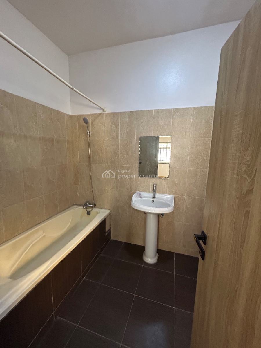 Well Maintained and Spacious 3bedroom Apartment in a Secure Estate, Ikota, Lekki, Lagos, Flat / Apartment for Rent