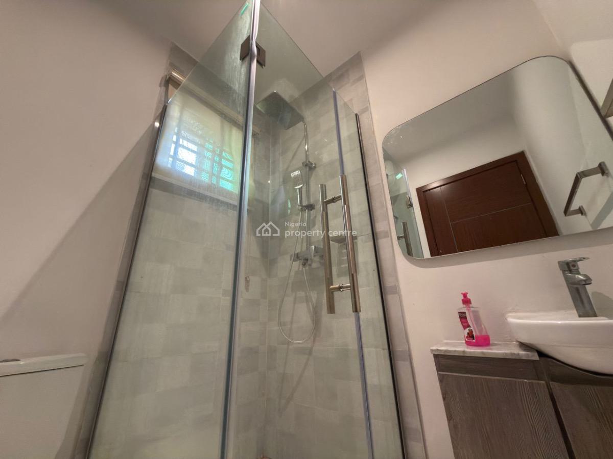 Beautifully Furnished 3 Bedroom Apartments with Ps5 and Snooker Board, 1 Femi Falana St, Ikate Elegushi, Lekki, Lagos, Flat / Apartment Short Let