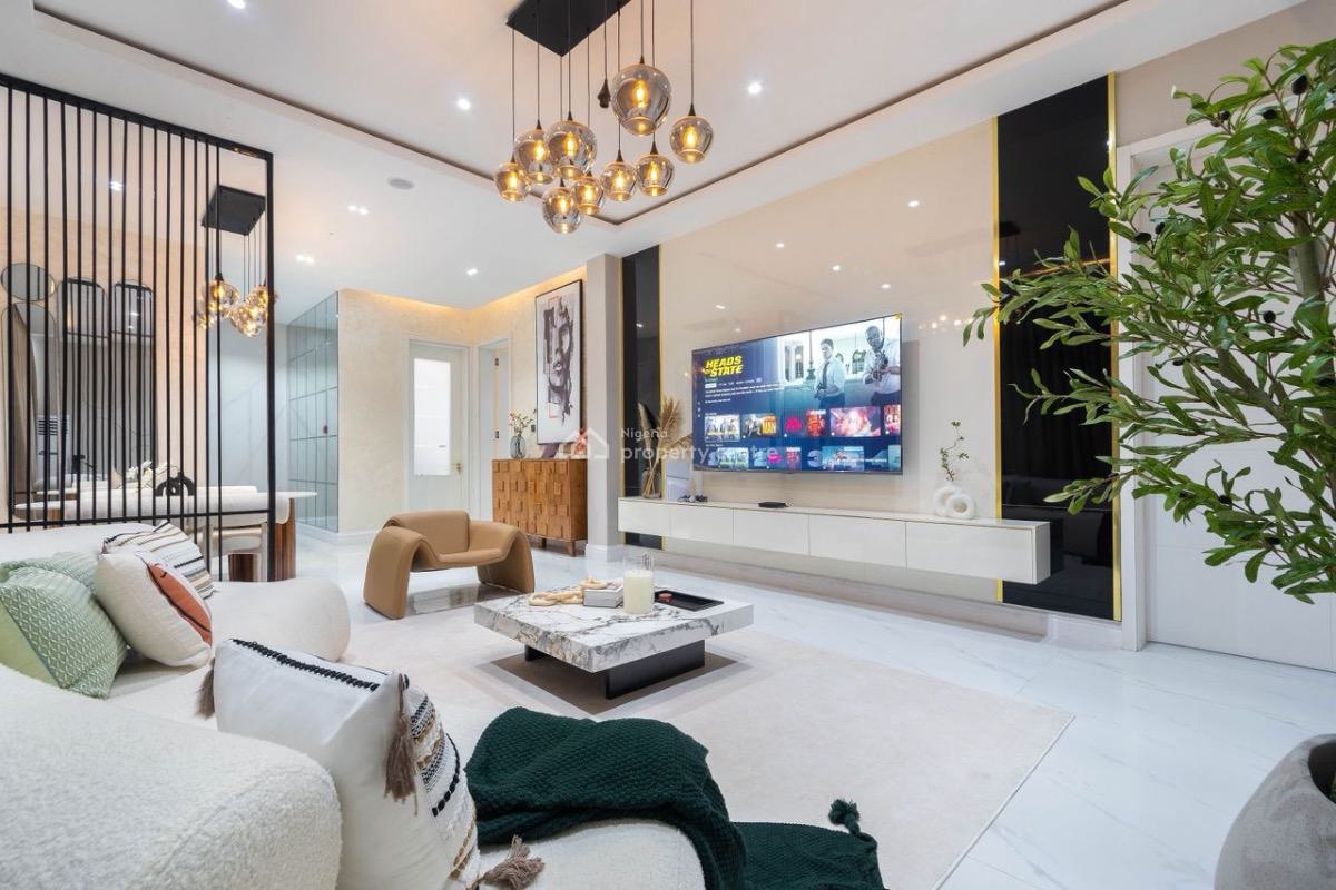 Luxurious 3 Bedroom Apartment., Phase 1, Lekki, Lagos, Flat / Apartment Short Let