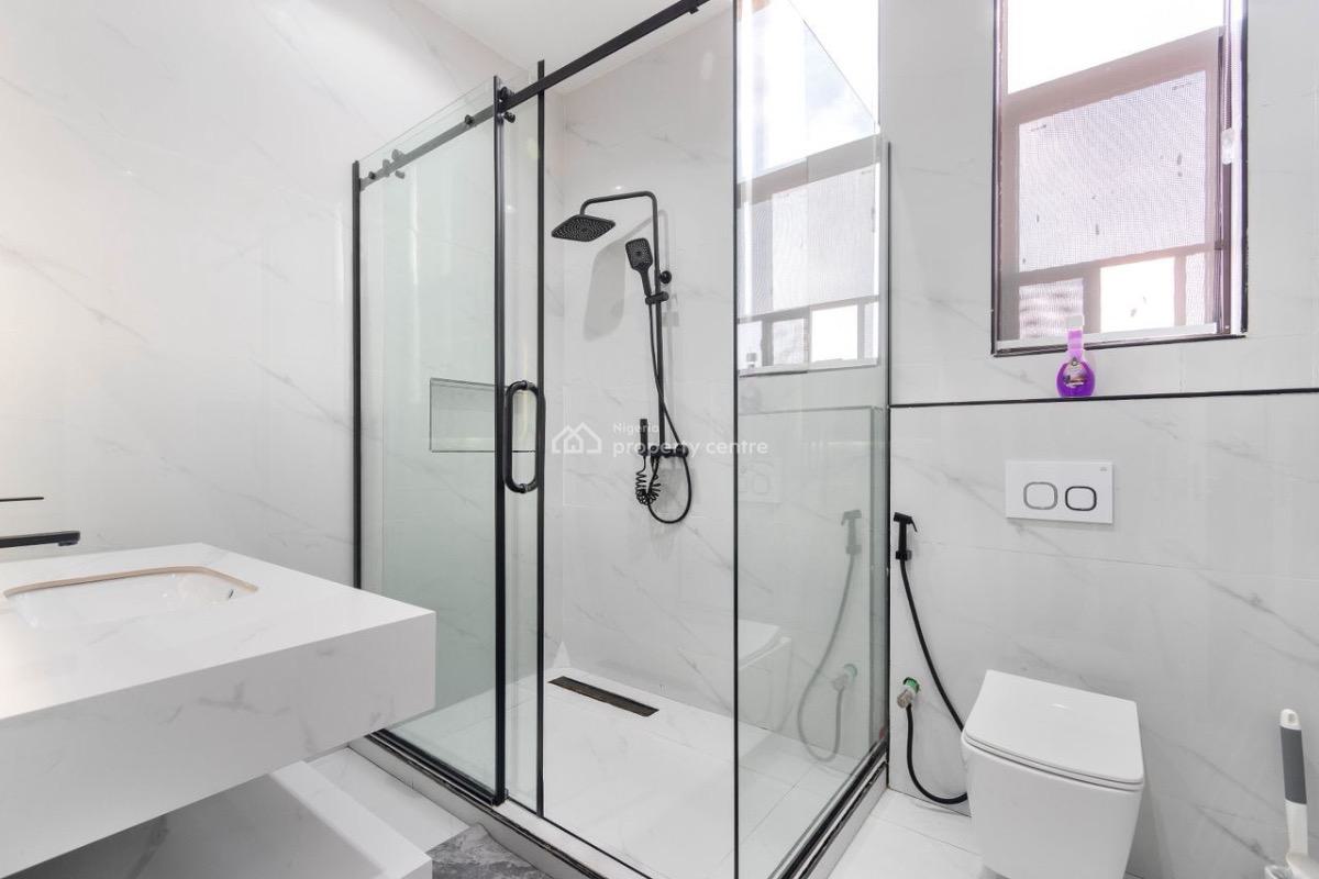 Luxurious 3 Bedroom Apartment., Phase 1, Lekki, Lagos, Flat / Apartment Short Let