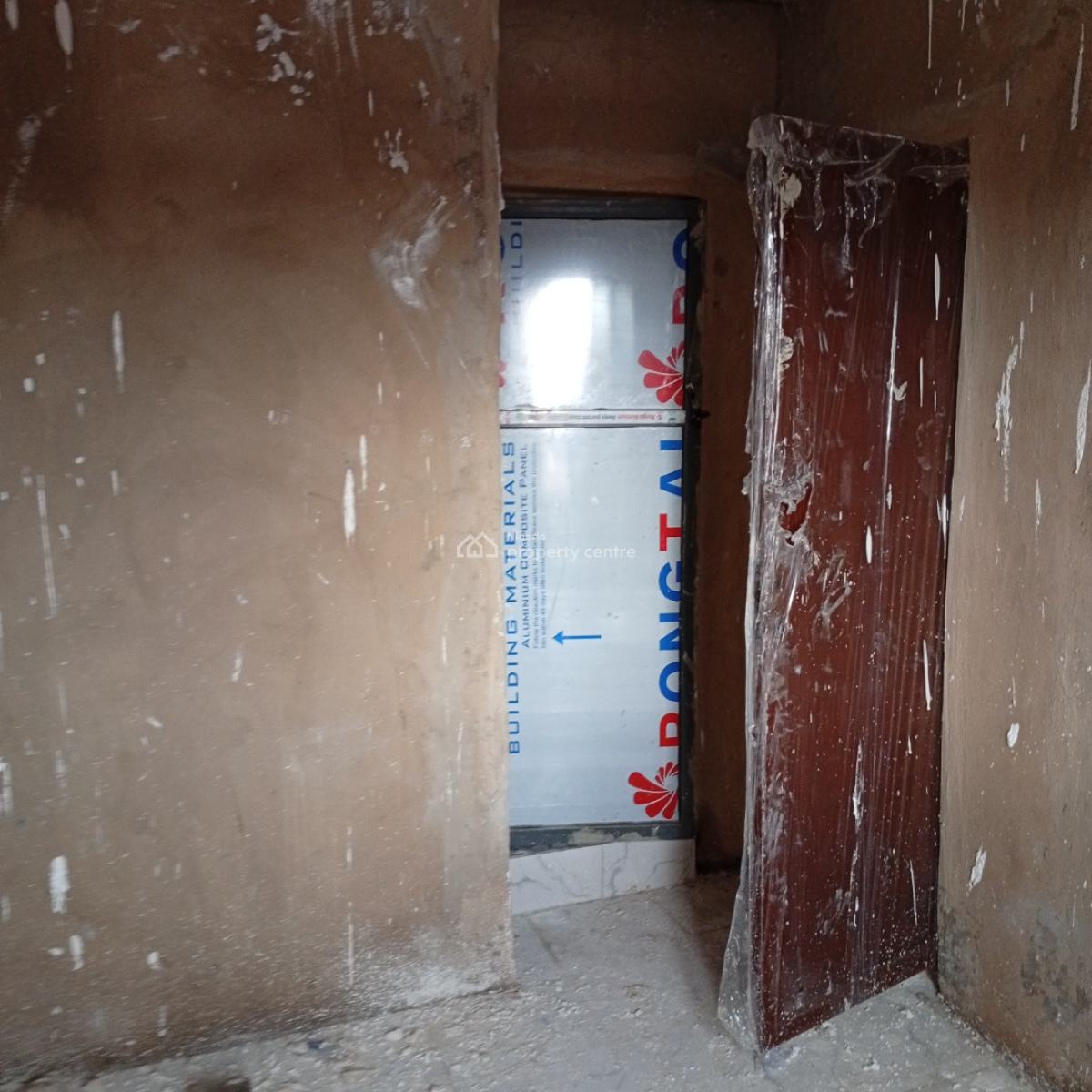 a Mini Flat in Shomolu, Shomolu, Shomolu, Lagos, Mini Flat (room and Parlour) for Rent