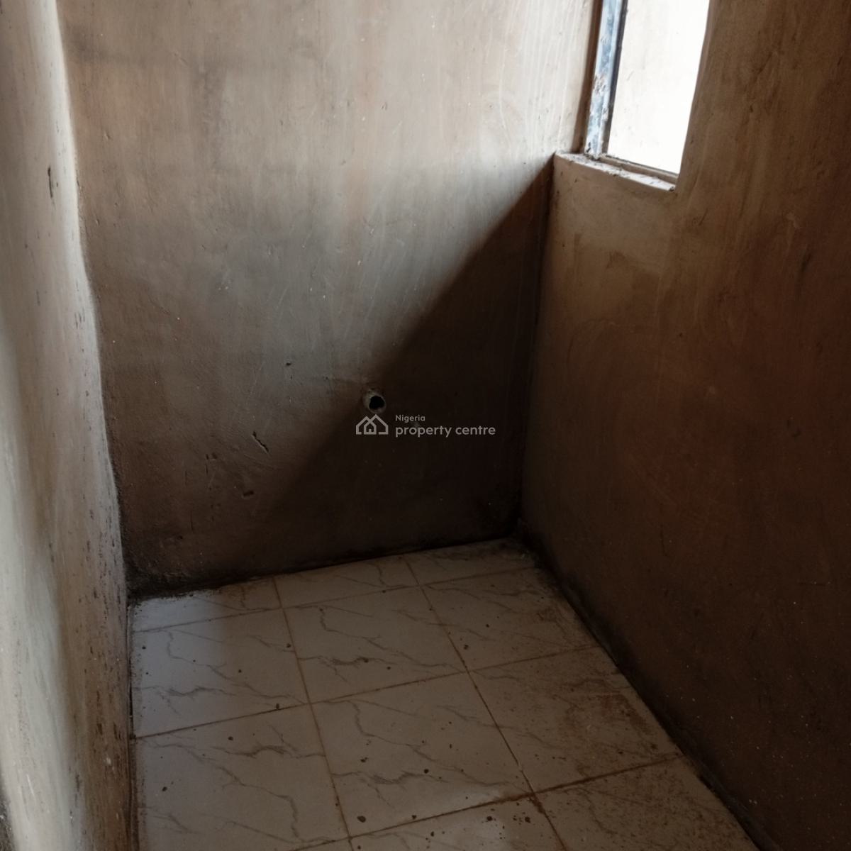 a Mini Flat in Shomolu, Shomolu, Shomolu, Lagos, Mini Flat (room and Parlour) for Rent