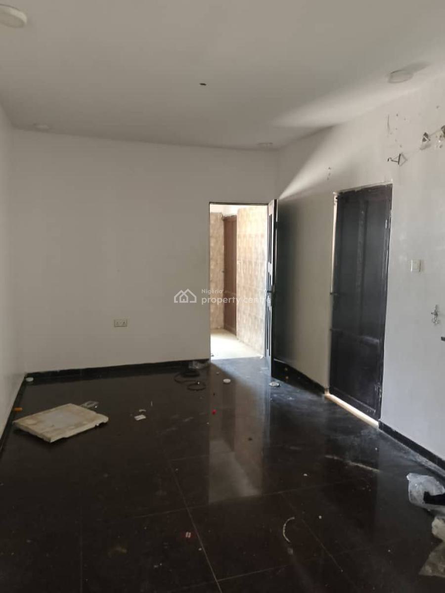 2 Bedroom Apartment, Ologolo, Lekki, Lagos, Flat / Apartment for Rent