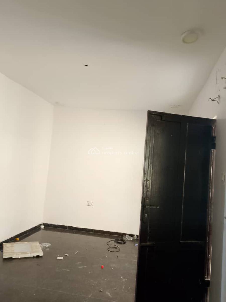 2 Bedroom Apartment, Ologolo, Lekki, Lagos, Flat / Apartment for Rent