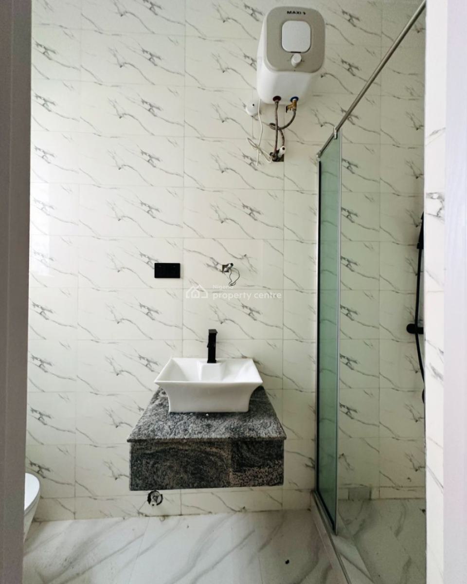 Executively Built 4 Bedroom Detached Duplex with Bq, Gra Phase 2, Magodo, Lagos, Detached Duplex for Sale