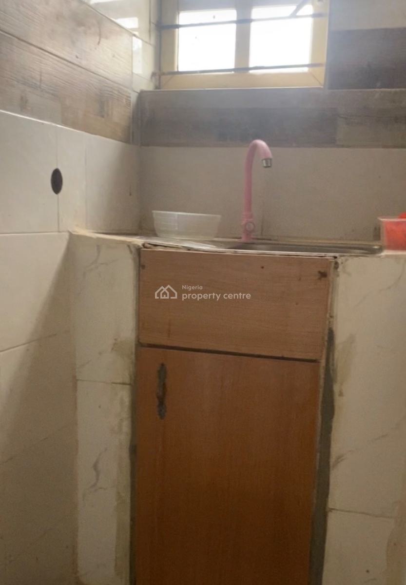 Standard Mini Flat, Akabueze Street, Majek, Sangotedo, Ajah, Lagos, Mini Flat (room and Parlour) for Rent