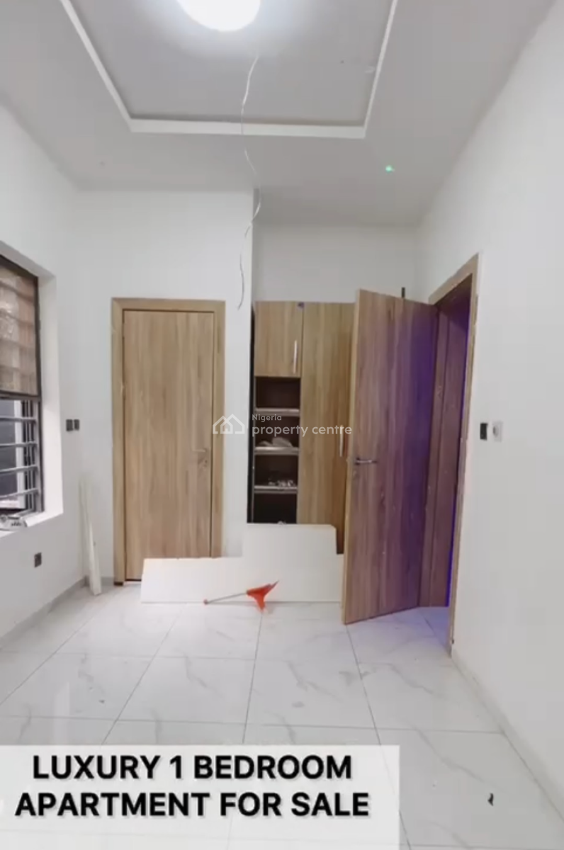 Fully Service Onebedroom and Parlour at Ologolo, Ologolo By Big, Ologolo, Lekki, Lagos, Mini Flat (room and Parlour) for Rent