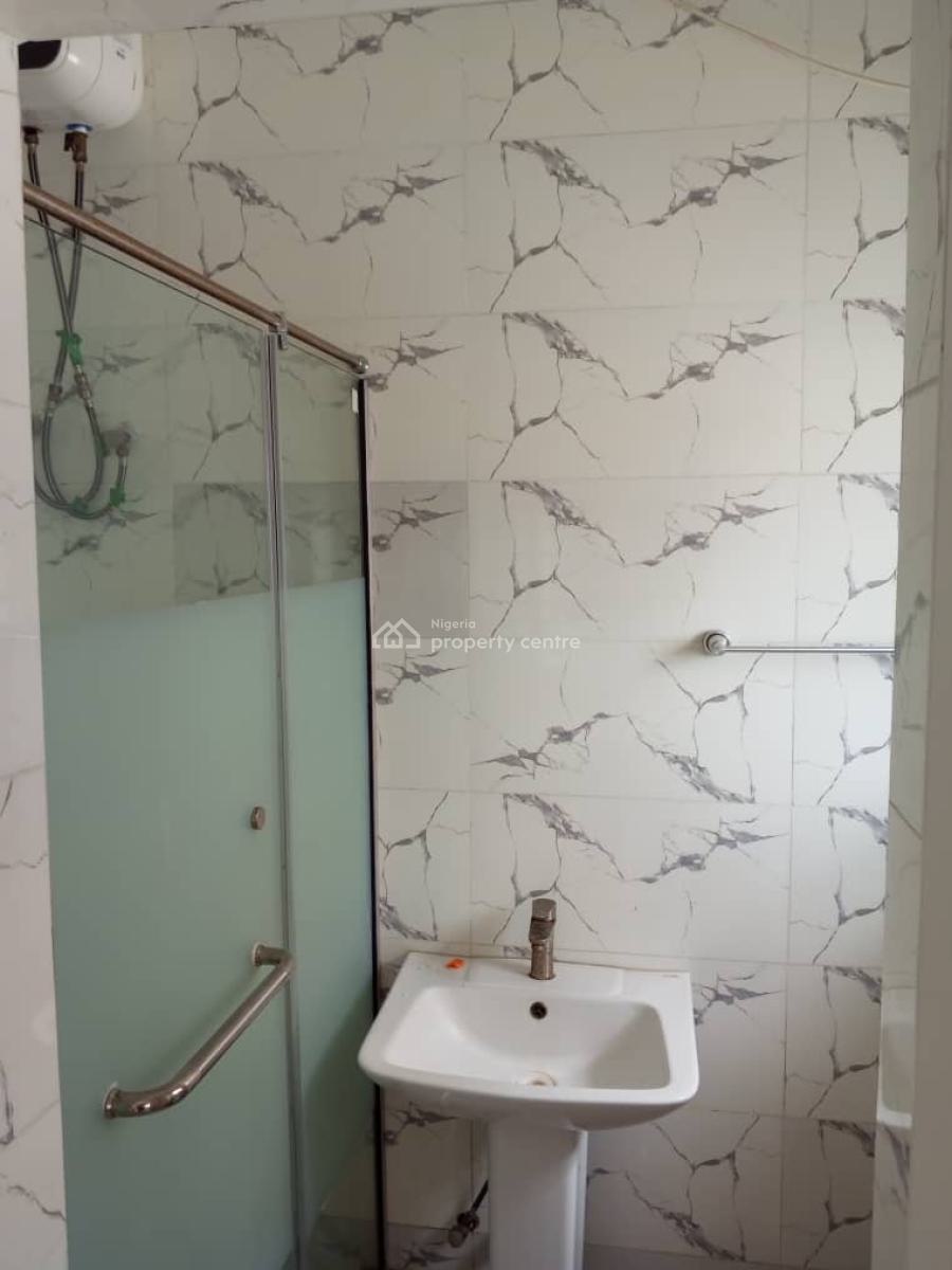 Clean and Spacious 2 Bedroom Apartment, Goodness Estate Badore Addo Ajah, Badore, Ajah, Lagos, Flat / Apartment for Rent