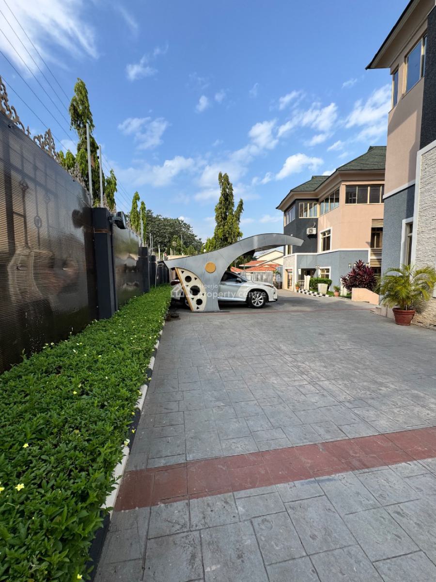 Functional & Exquisite Built 14beds Boutique Apartments & Hotel, Off Ademola Adetokunbo Crescent, Wuse 2, Abuja, Hotel / Guest House for Sale