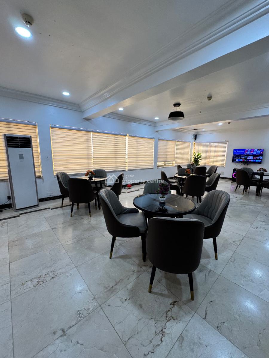 Functional & Exquisite Built 14beds Boutique Apartments & Hotel, Off Ademola Adetokunbo Crescent, Wuse 2, Abuja, Hotel / Guest House for Sale