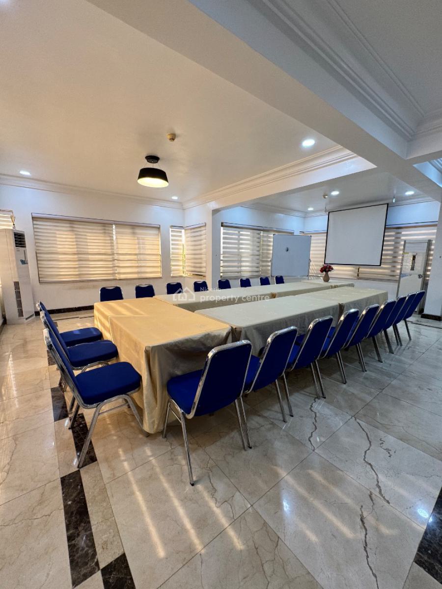 Functional & Exquisite Built 14beds Boutique Apartments & Hotel, Off Ademola Adetokunbo Crescent, Wuse 2, Abuja, Hotel / Guest House for Sale