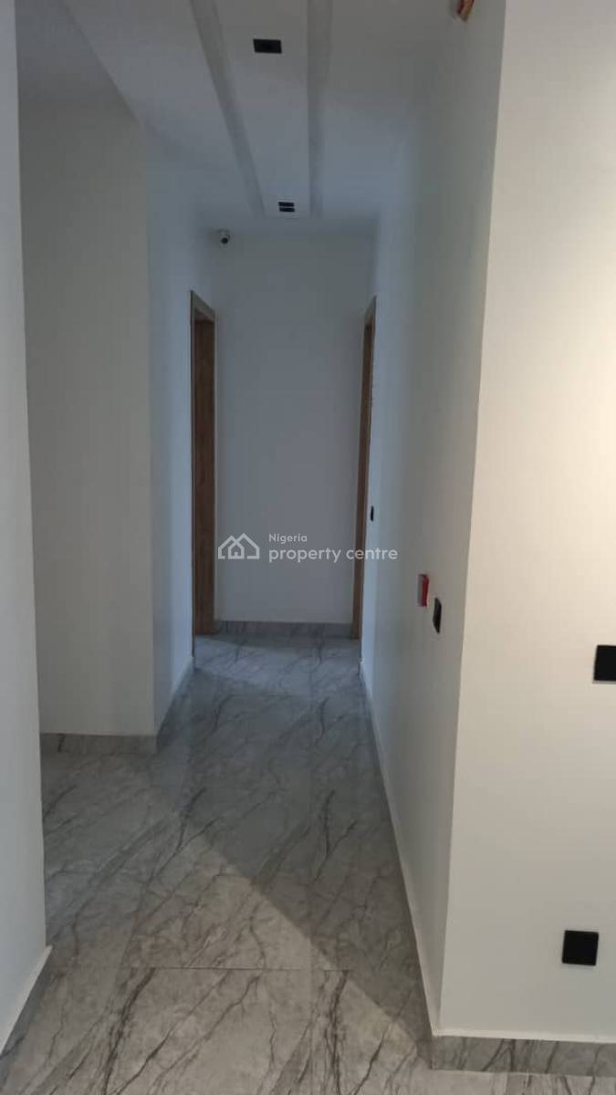 Breathtaking 4 Bedroom Terraced Duplex with  1 Room Servant Quarters, Lekki Right Side, Lekki Phase 1, Lekki, Lagos, Terraced Duplex for Sale