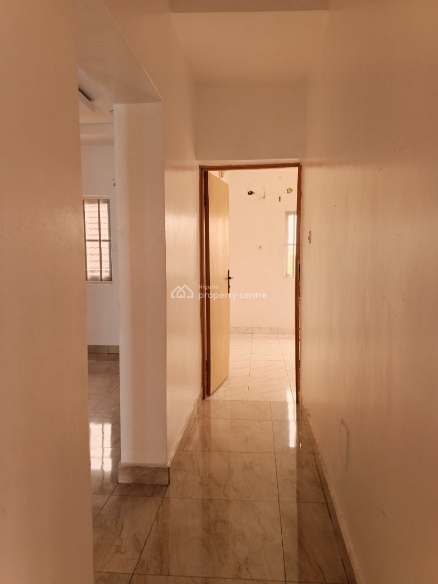 a Lovely 2 Bedrooms Flat Upstairs Apartment, in a Well Interlocking, Anu Crescent Estate Badore Road, Badore, Ajah, Lagos, House for Rent