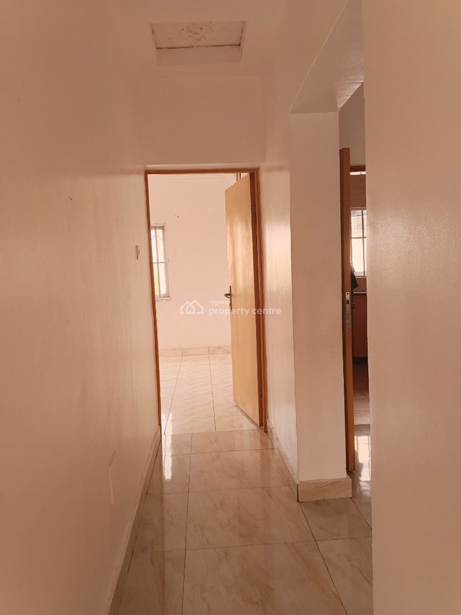 a Lovely 2 Bedrooms Flat Upstairs Apartment, in a Well Interlocking, Anu Crescent Estate Badore Road, Badore, Ajah, Lagos, House for Rent