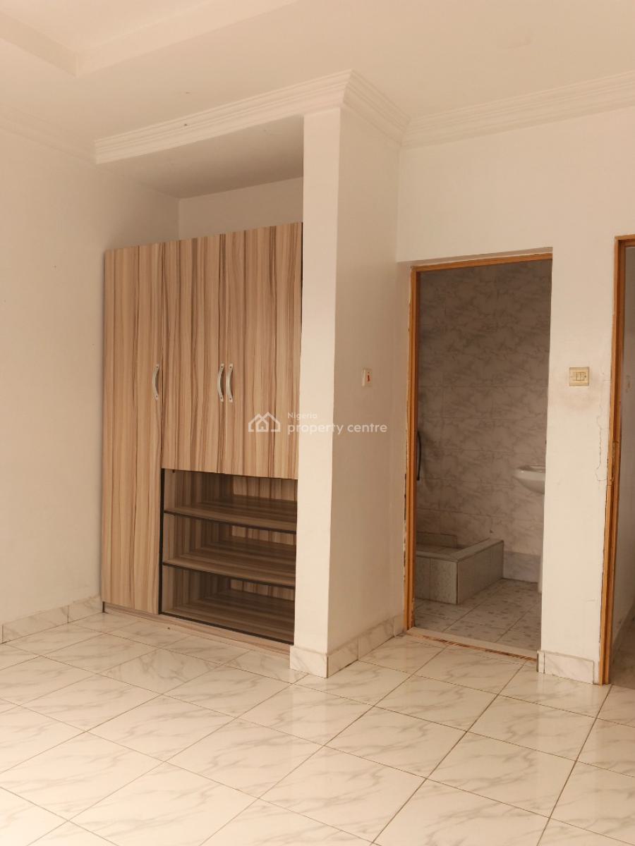 a Lovely 2 Bedrooms Flat Upstairs Apartment, in a Well Interlocking, Anu Crescent Estate Badore Road, Badore, Ajah, Lagos, House for Rent