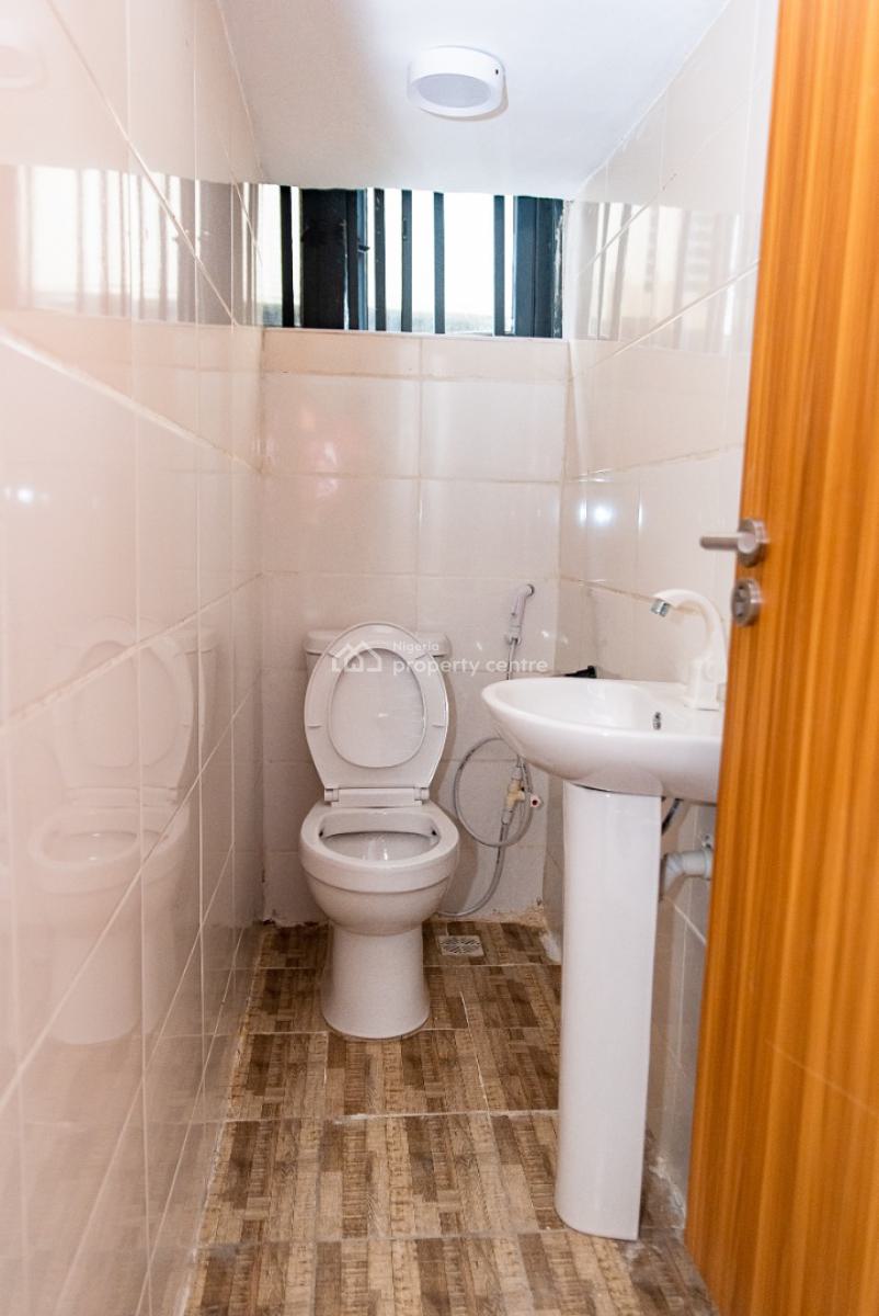 3 Bedroom Flat with Excellent Facilities, Thera Peace Estate Sangotedo, Sangotedo, Ajah, Lagos, Flat / Apartment for Rent