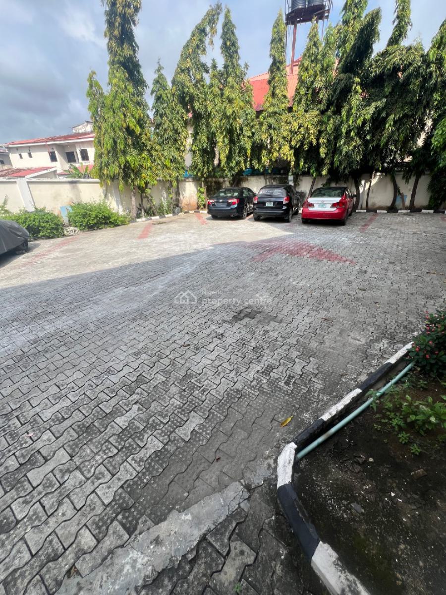 Modern & Beautiful 3-bedroom Terrace with Bq in a Secure Gated Estate, Lekki Phase 1, Lekki, Lagos, Flat / Apartment for Rent